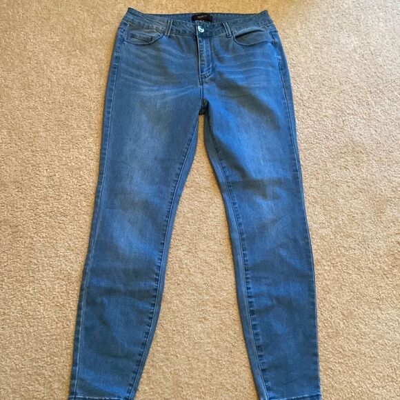 Forever 21 Denim - Blue skinny jeans